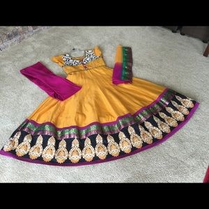 Indian saree Sari Lehenga Choli Anarkali chudidar